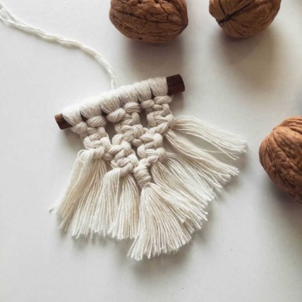 Pequenas decorações em macramé - Image 4