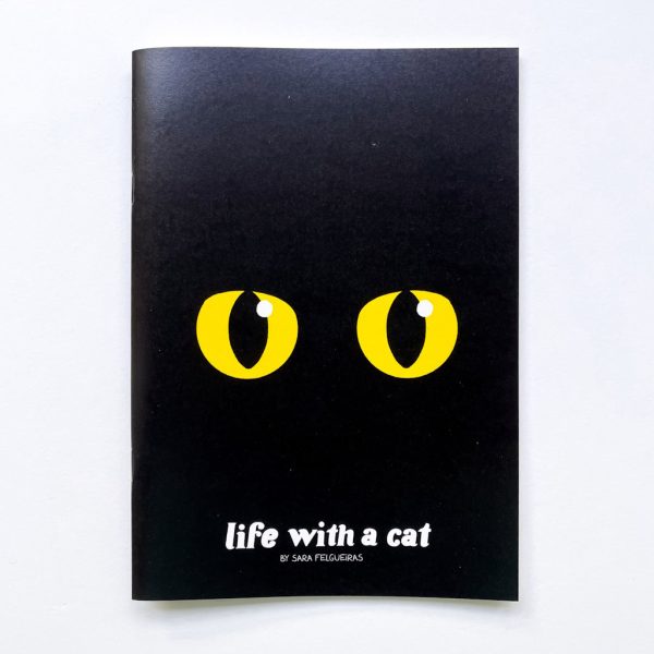 Livro ilustrado 'Life with a Cat'