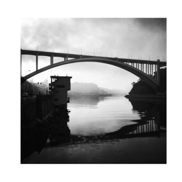 Porto . Pavilhão de Fiscalização da Construção da Ponte da Arrábida - Image 2