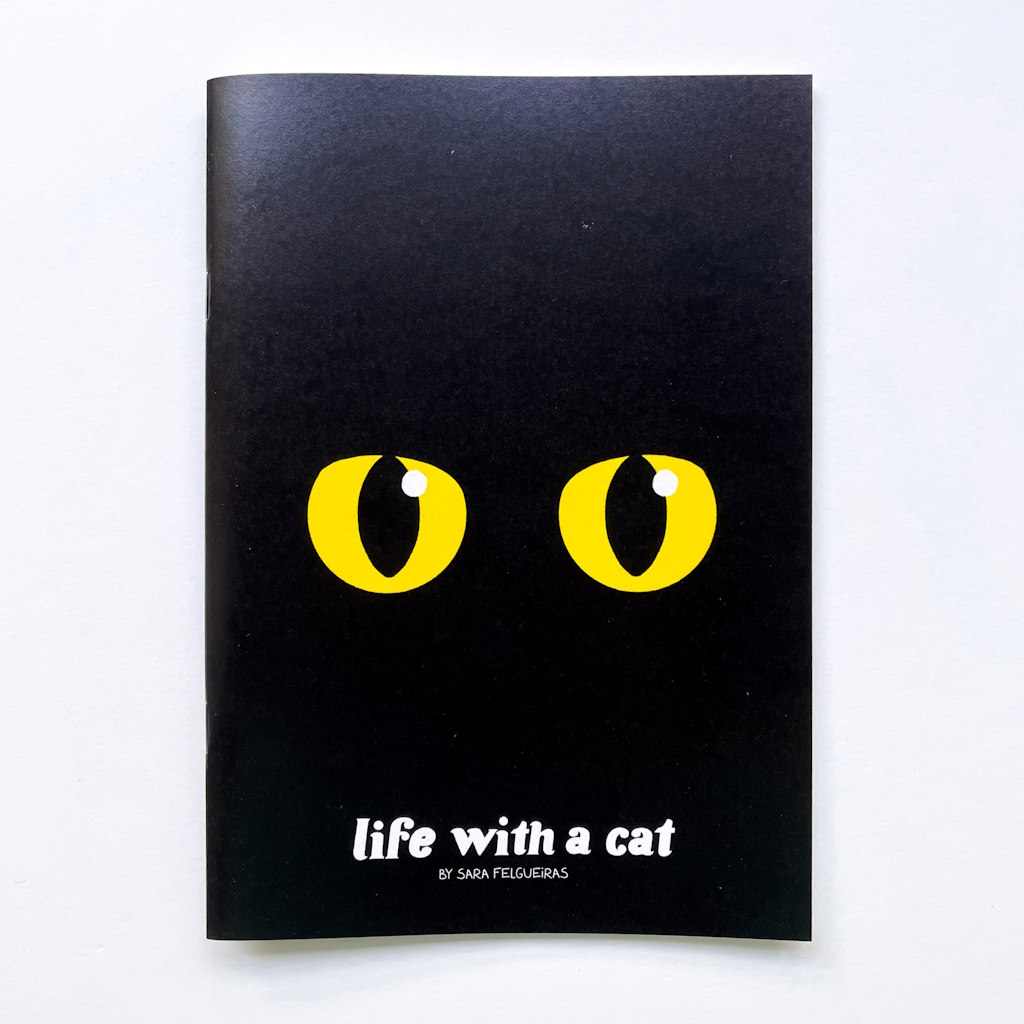 LIVRO "LIFE WITH A CAT" SARA FELGUEIRAS